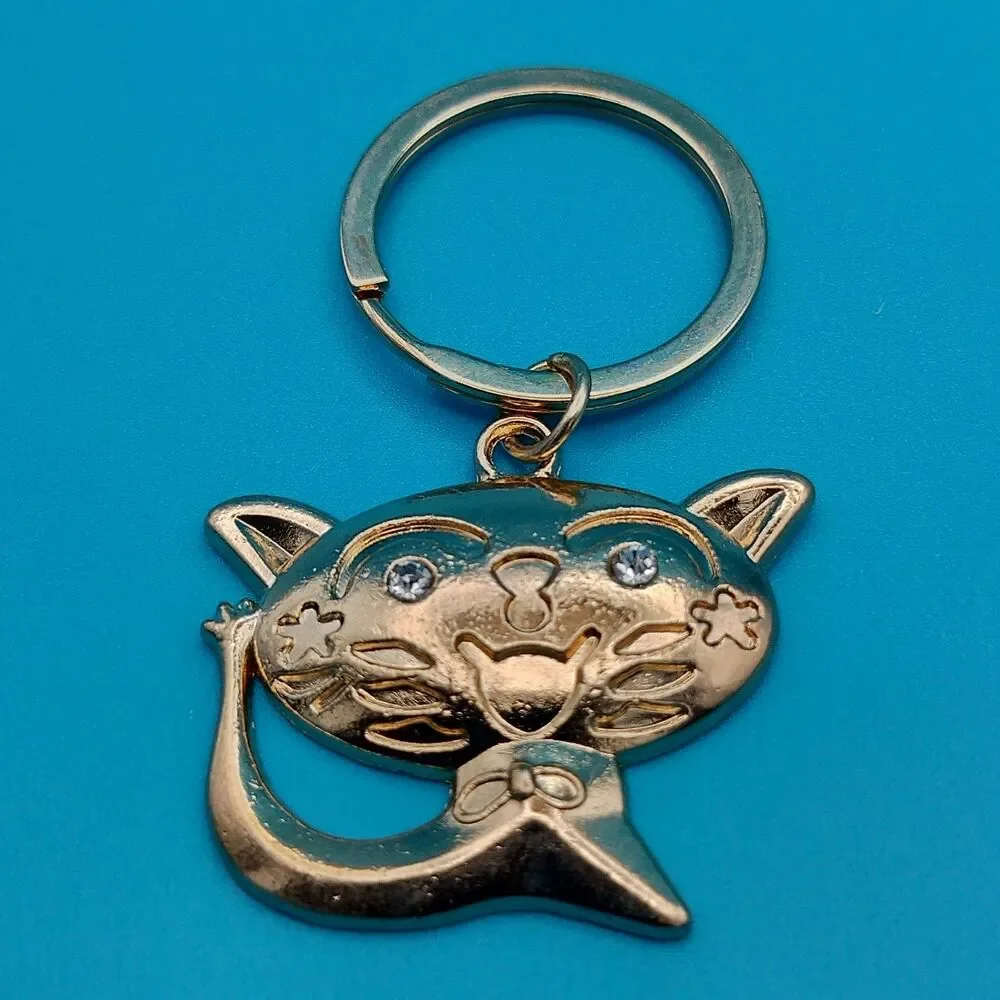 Cat Waving Gold Tone Key Ring Keychain Jeweled Eyes